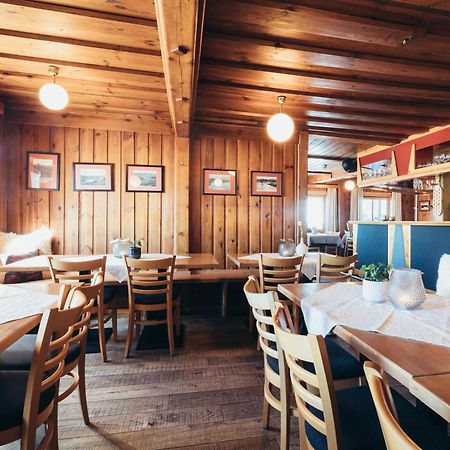 Alpinhotel Pacheiner Treffen Exterior photo